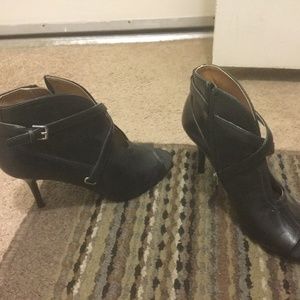 Nine West shoe boot